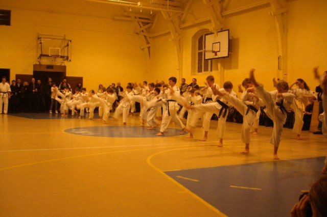 Egzamin Karate 13-12-2009